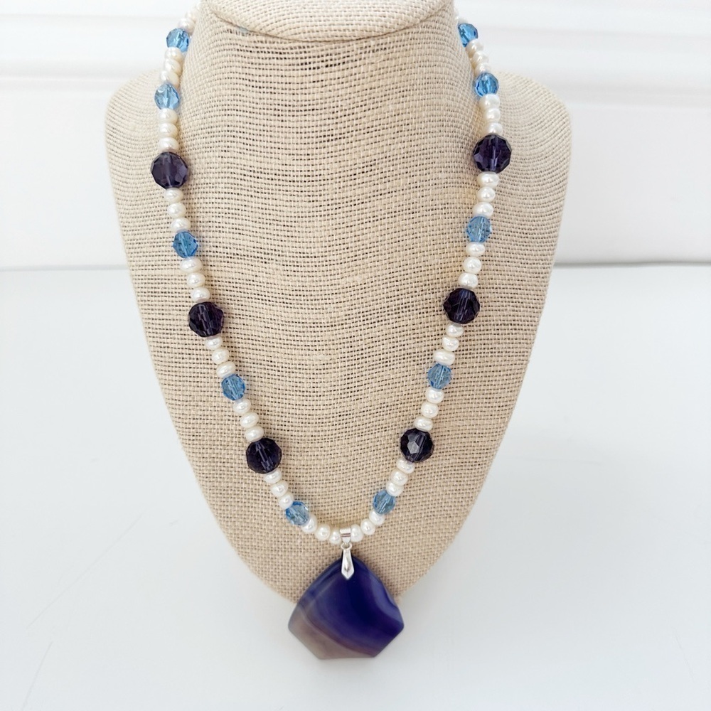 NWT Genuine Agate, Crystals & Pearls Necklace Beaded Blue White
